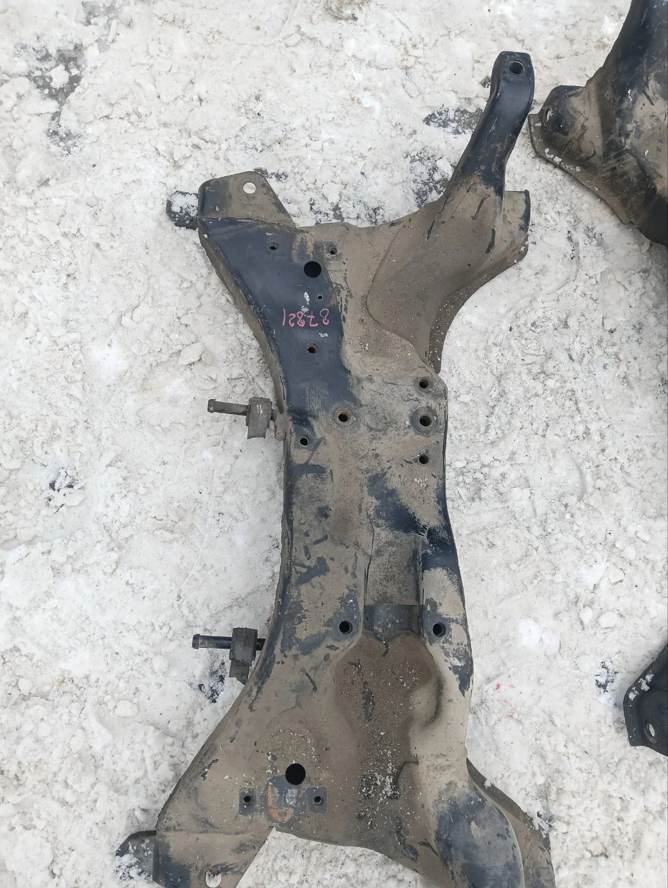 Подрамник Mitsubishi Lancer 9 2001-2008 MR510285 CS3A/CS3W, передний