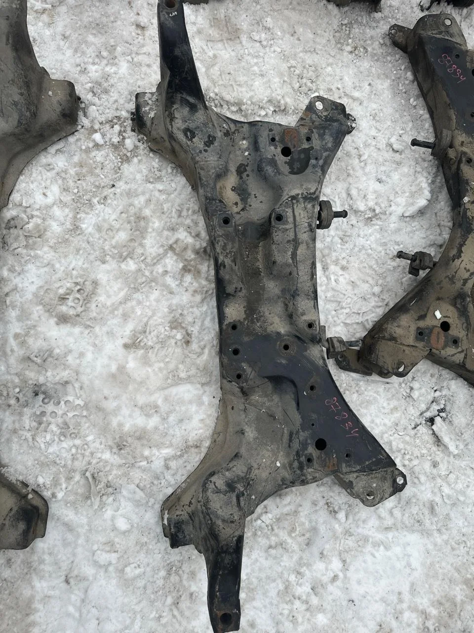 Подрамник Mitsubishi Lancer 9 2001-2008 MR510285 CS3A/CS3W, передний