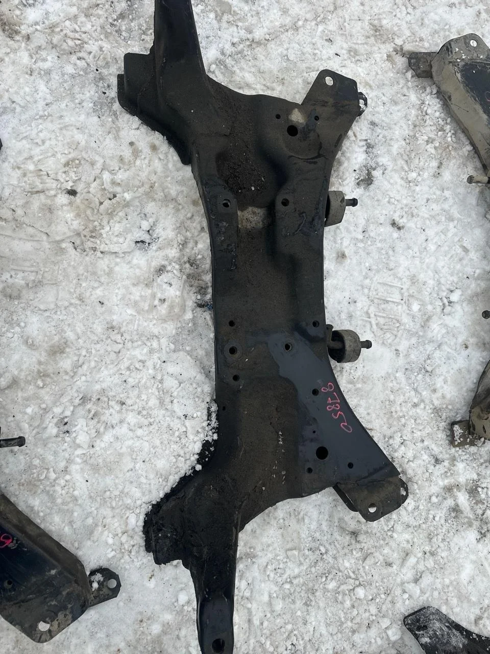 Подрамник Mitsubishi Lancer 9 2001-2008 MR510285 CS3A/CS3W, передний