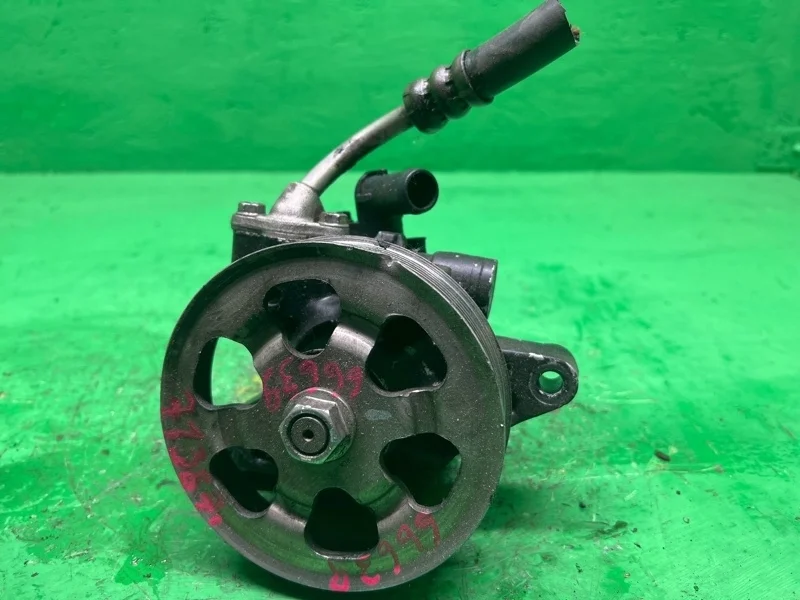 Насос Гур Honda Civic 8 2006-2012 56110RNAA02 R18A1