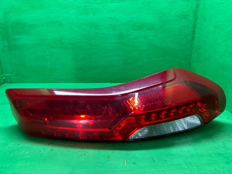 Фонарь Nissan X-Trail 2010-2015 265503UB0A T31, правый