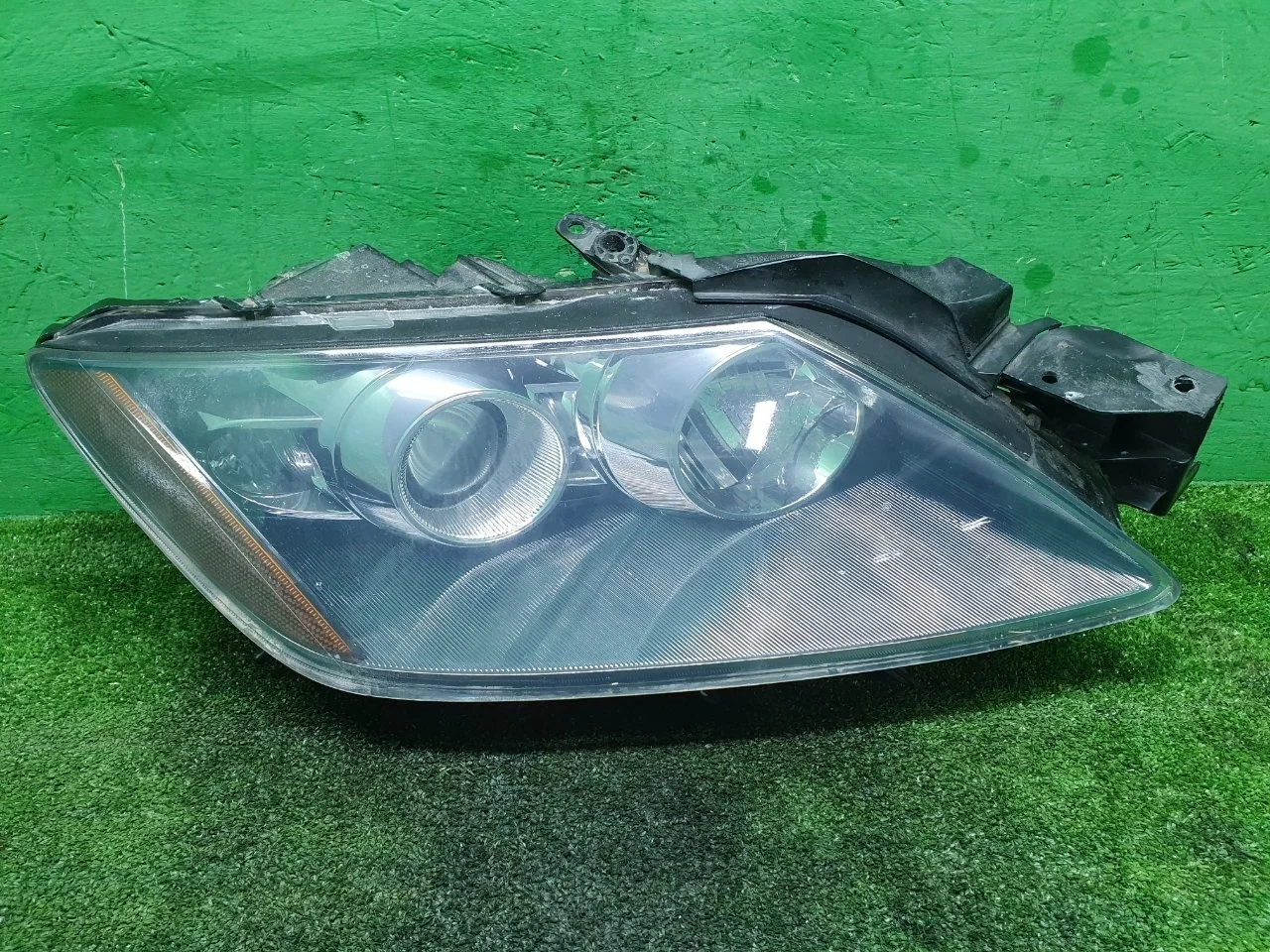 Фара галоген Mazda CX-7 2006-2012 EH11510K0F, правая