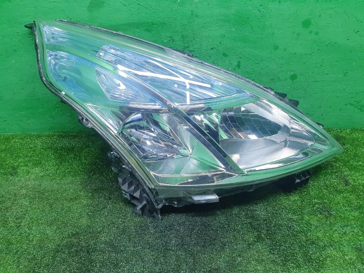 Фара галоген Nissan Teana 2008-2015 26010JN65A J32, правая