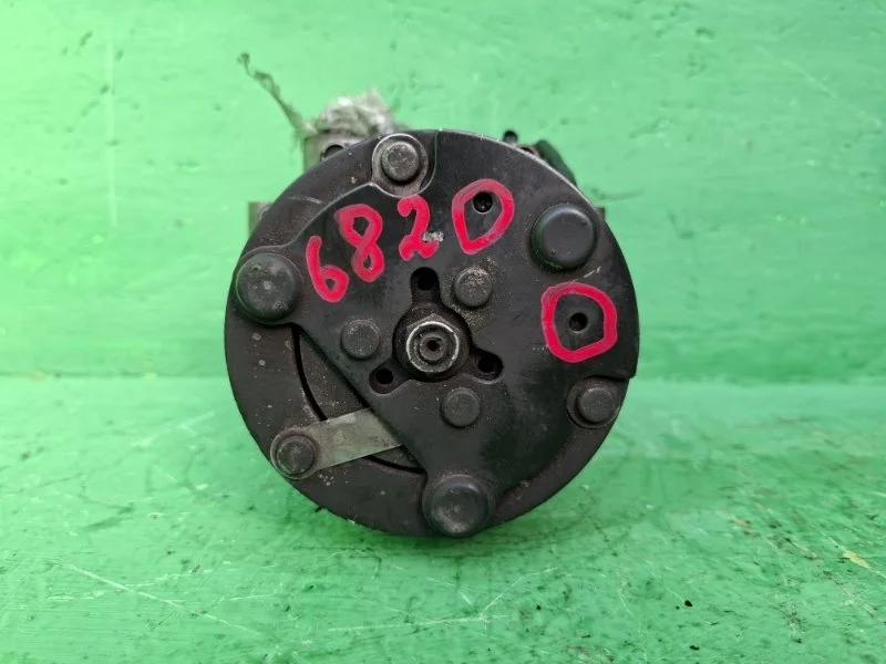 Компрессор кондиционера Ford Focus 1998-2004 1779107 1 EDDB EDDC EDDD EDDF 2.0Л 131ЛС