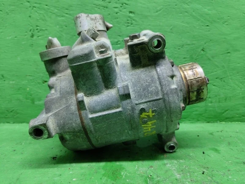 Компрессор кондиционера Audi A4 B8 A5 8T 2008-2012 8KD260805 CDN