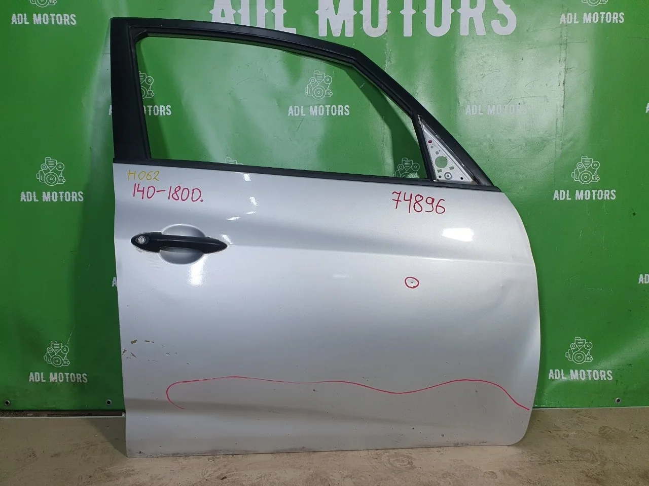 Дверь Kia VENGA 2010-2014 760041P000 G4FA, передняя правая