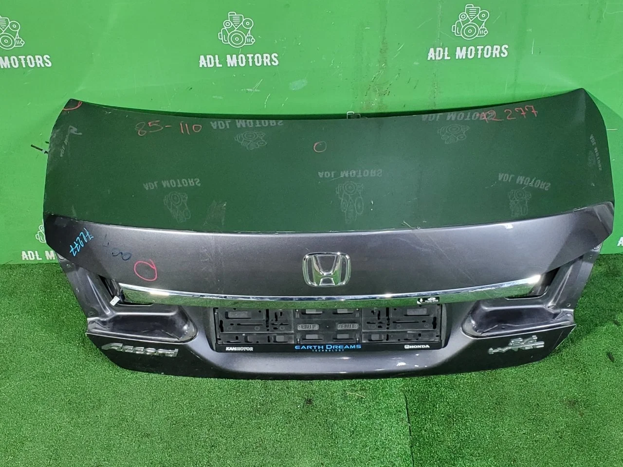 Крышка багажника Honda Accord 9 2013-2015 68500T2AY10ZZ