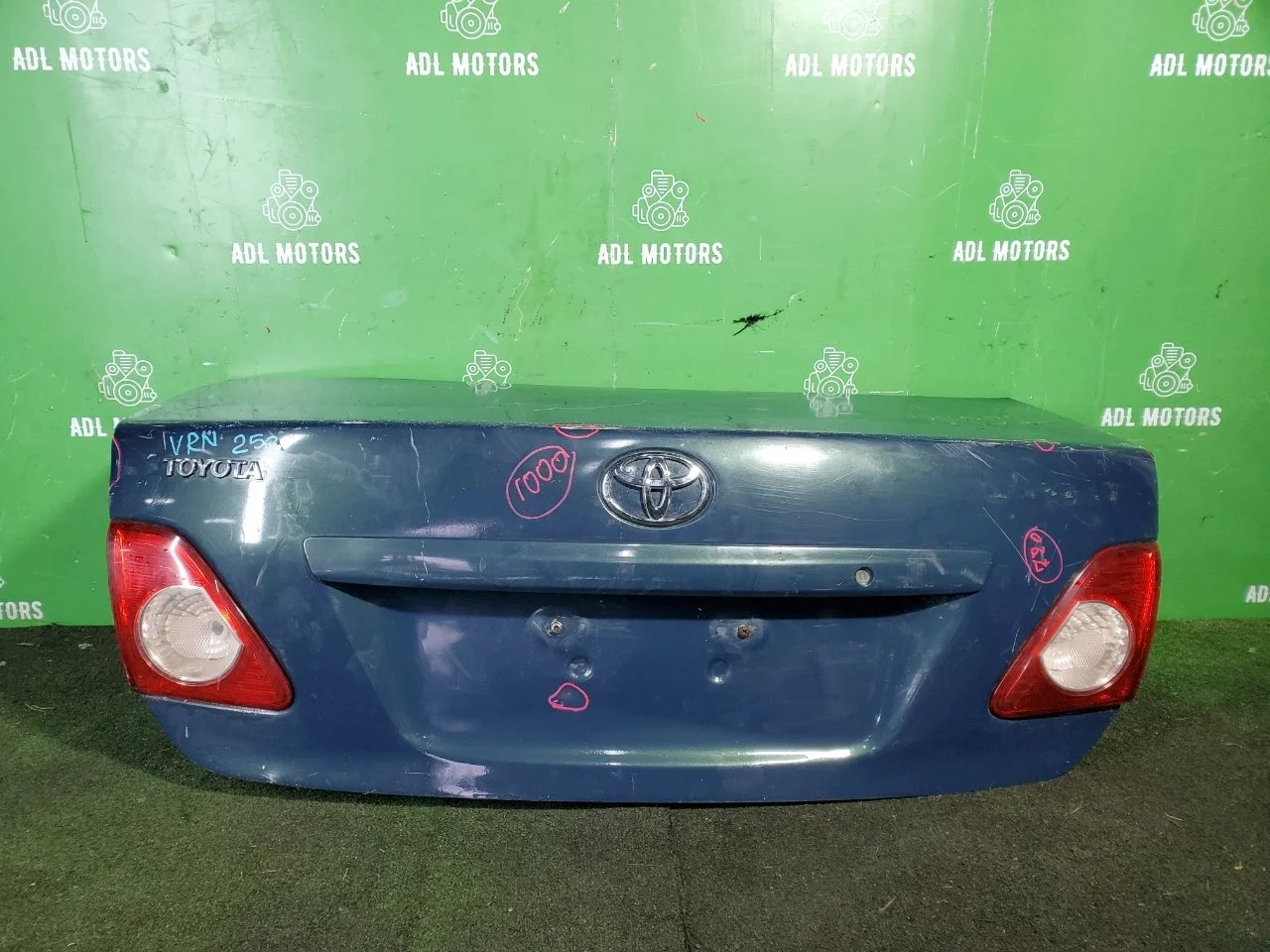 Крышка багажника Toyota Corolla 2006-2012 6440112B50 150