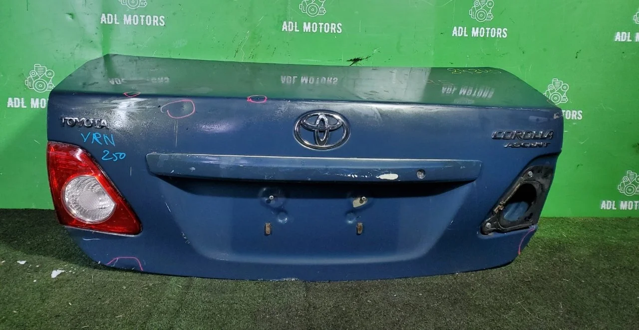 Крышка багажника Toyota Corolla 2006-2012 6440112B50 150