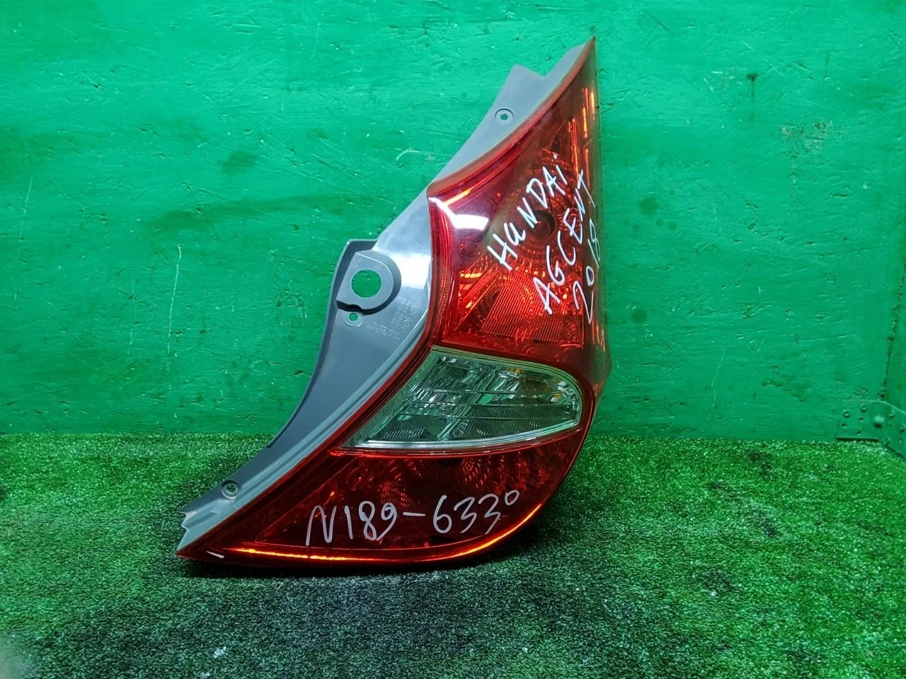 Фонарь Hyundai Solaris 2010-2017 924021R220, задний правый