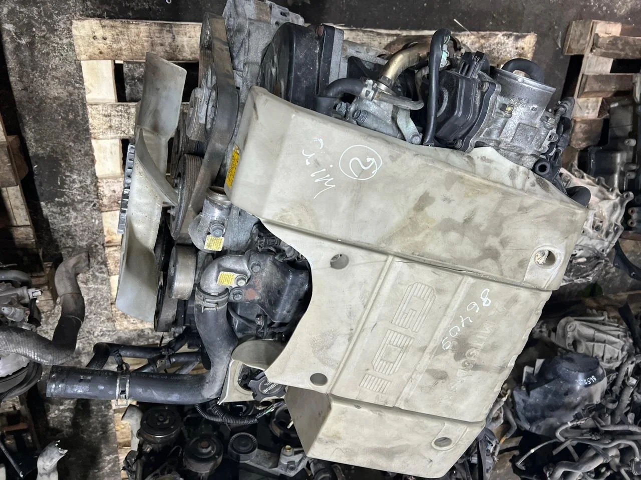 Двигатель Mitsubishi Pajero 2000-2006 MD977732 6G74 GDI 1 РЕМЕНЬ