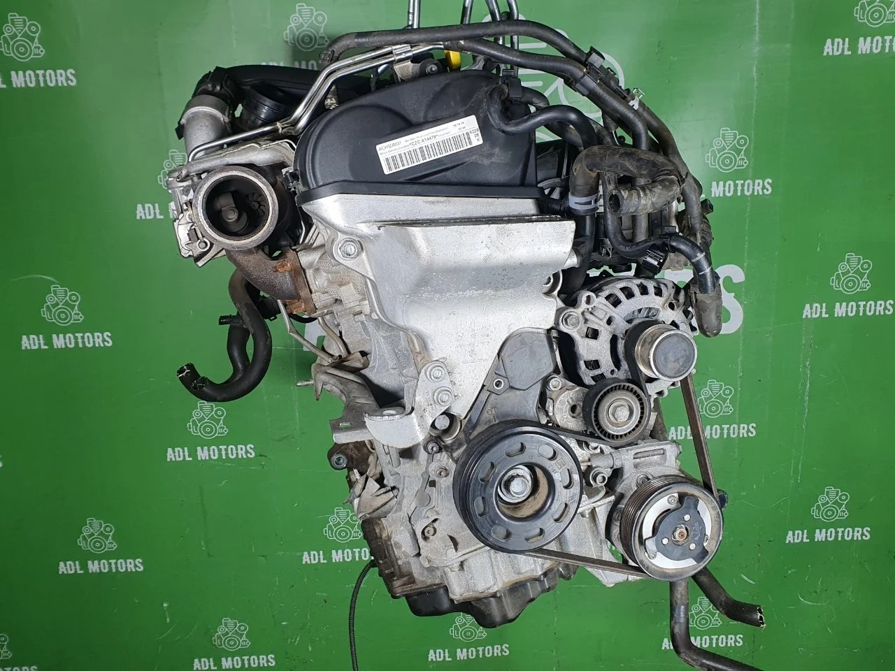 Двигатель Audi A3 2008-2015 04E100034E CZC