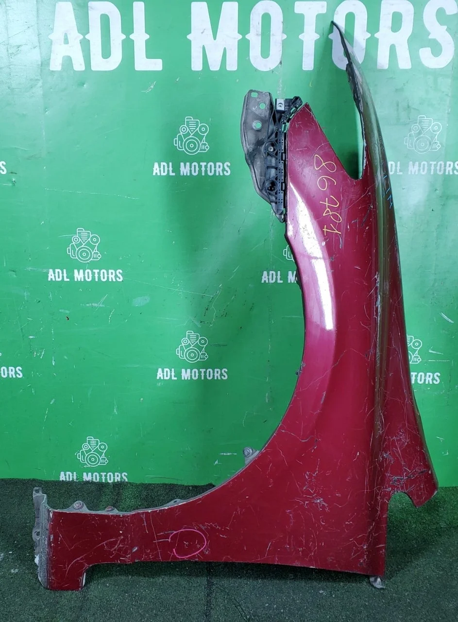 Крыло Honda Civic 8 2006-2011 60261SNBJ00ZZ 4D, переднее левое