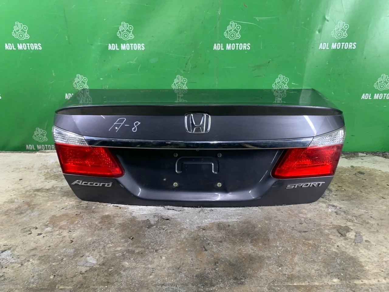 Крышка багажника Honda Accord 9 2013-2015 68500T2AY10ZZ