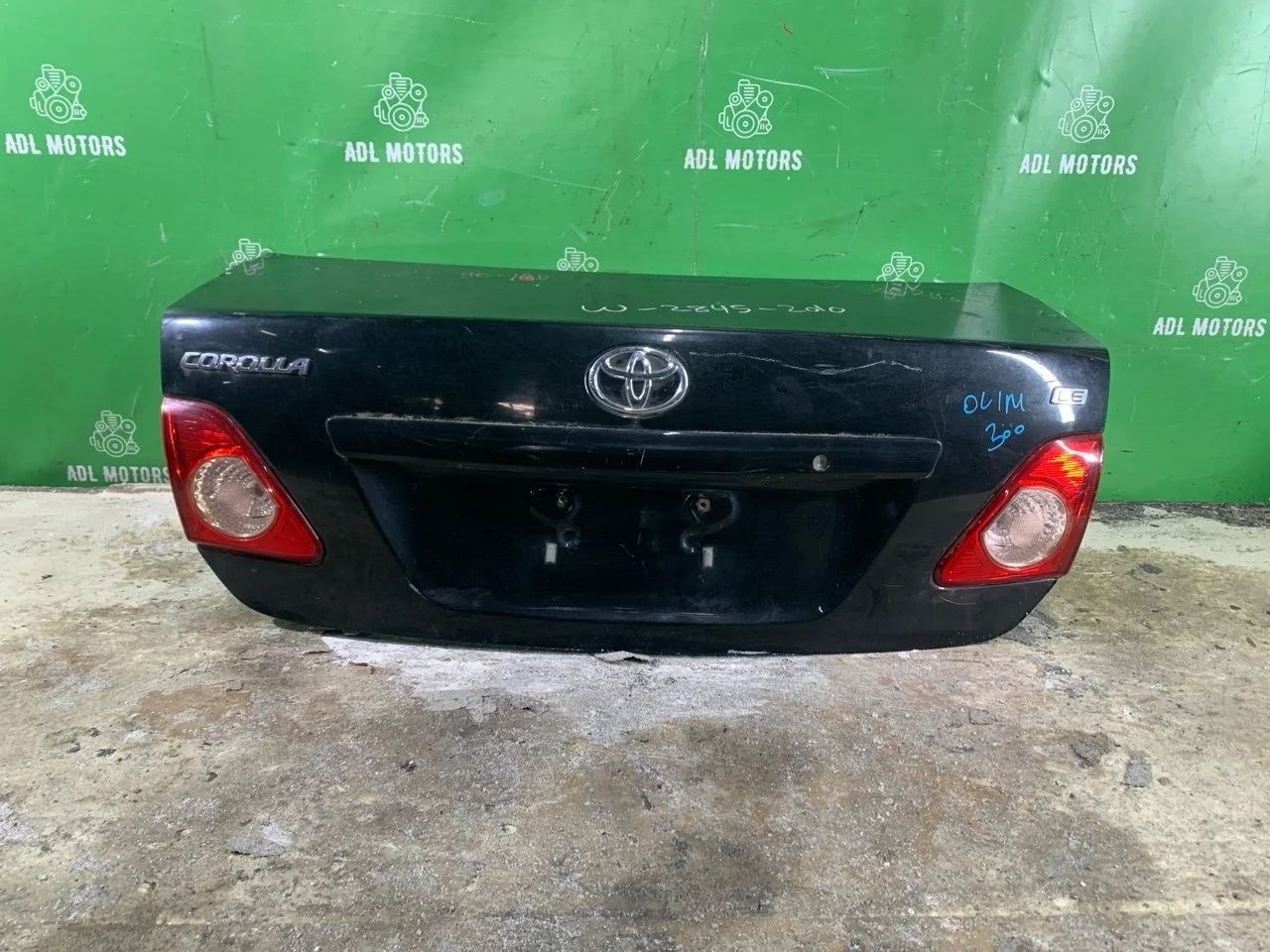 Крышка багажника Toyota Corolla 2006-2012 6440112B50 150