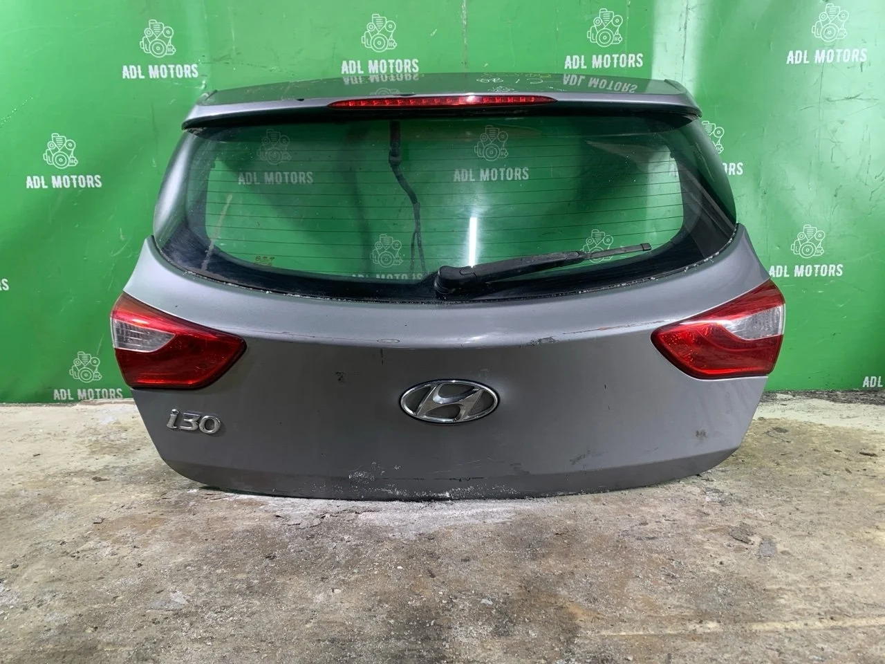 Крышка багажника Hyundai i30 2011-2017 73700A5000