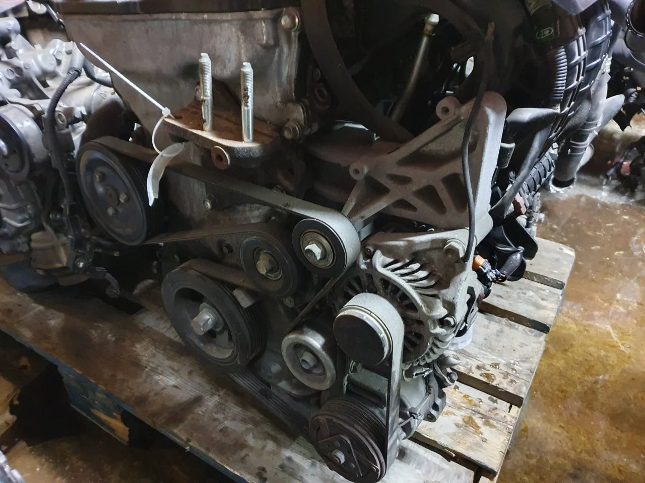 Двигатель Mitsubishi LANCER OUTLANDER 2011-2022 1000C843 4B11 1VVTI