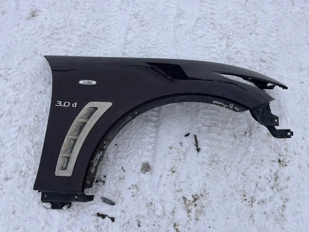 Крыло переднее правое Infiniti QX70 S51 2016 год