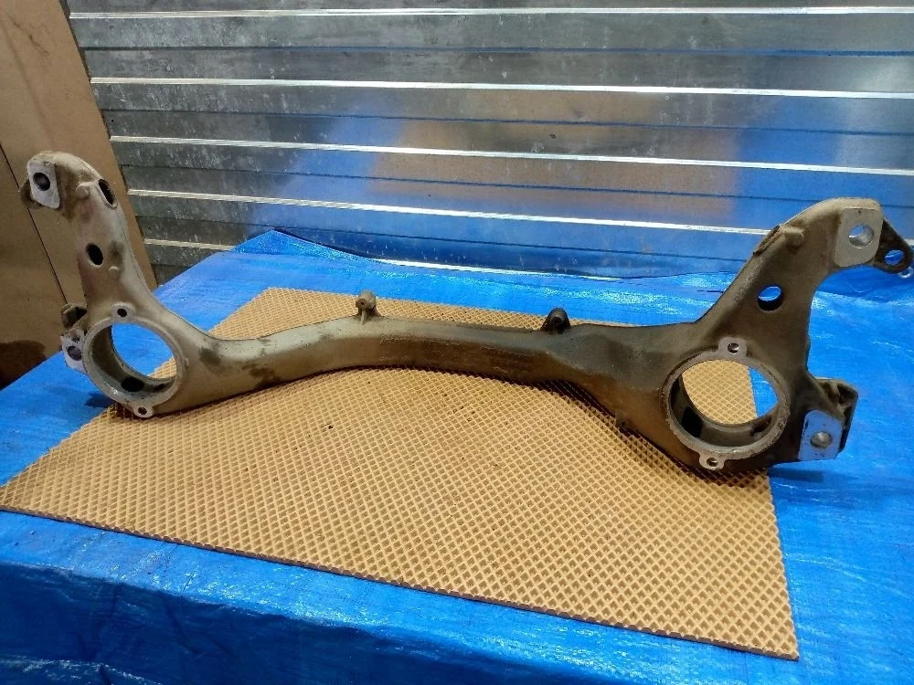 Балка передняя Volkswagen Touareg 2 NF