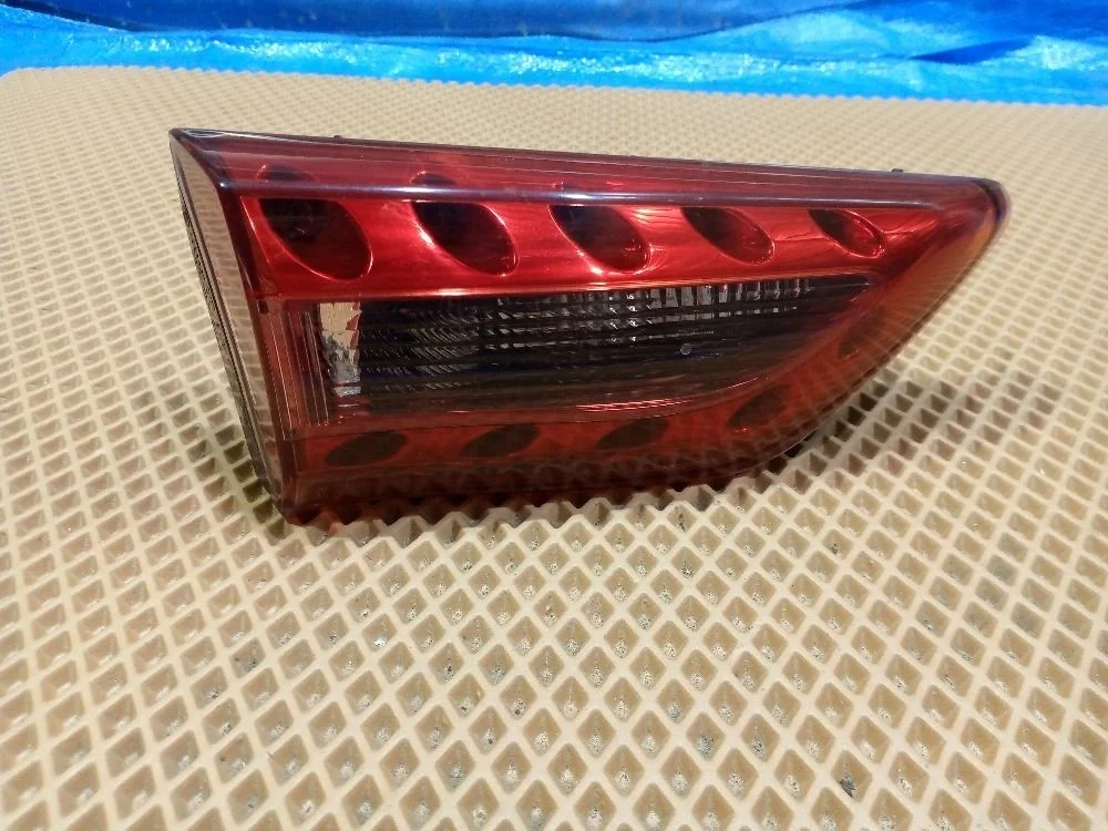 Фонарь левый в крышку Infiniti fx30 fx37 qx70 s51