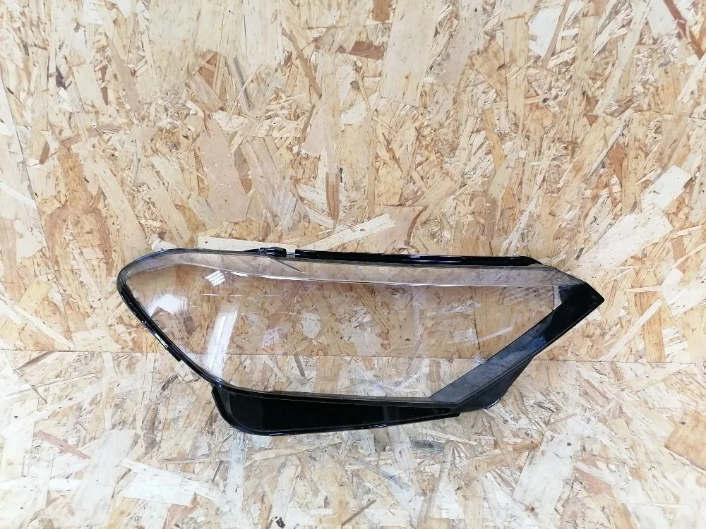 Стекло фары передней правой Volkswagen Polo VI (2020—2023)