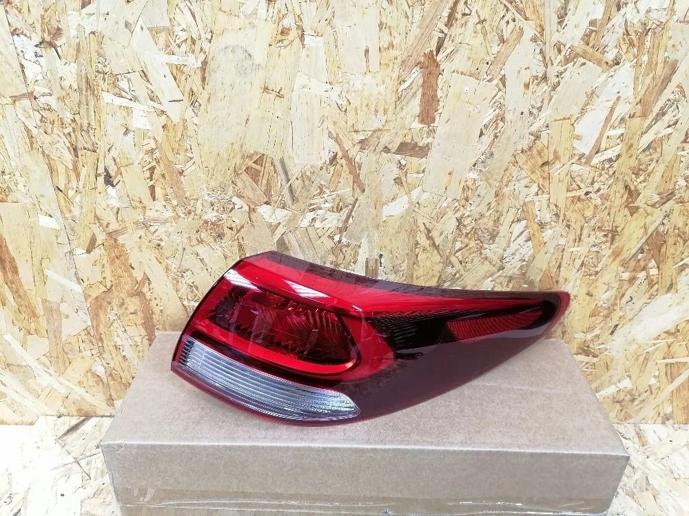 Фонарь зад прав (в крыло) Kia Rio X-Line I (2017—2020)