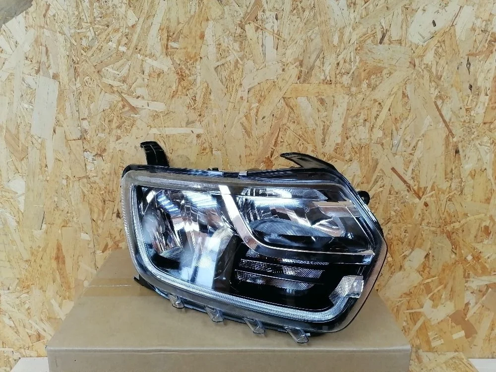 Фара правая Renault Duster II (2017—2025)