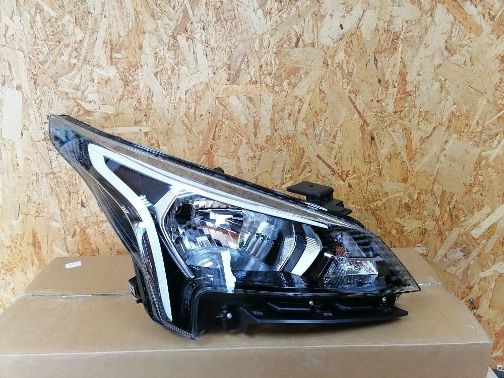 Фара правая Kia Rio IV рестайлинг (2020—2025)