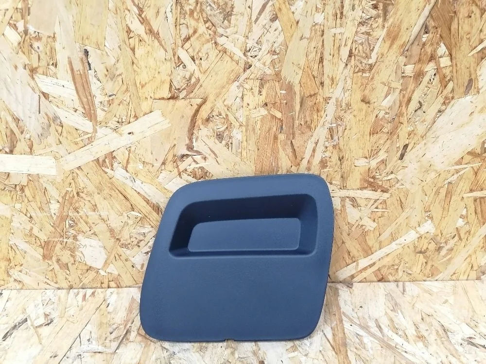 Заглушка буксир. крюка перед. прав. Renault Duster II (2017—2025)