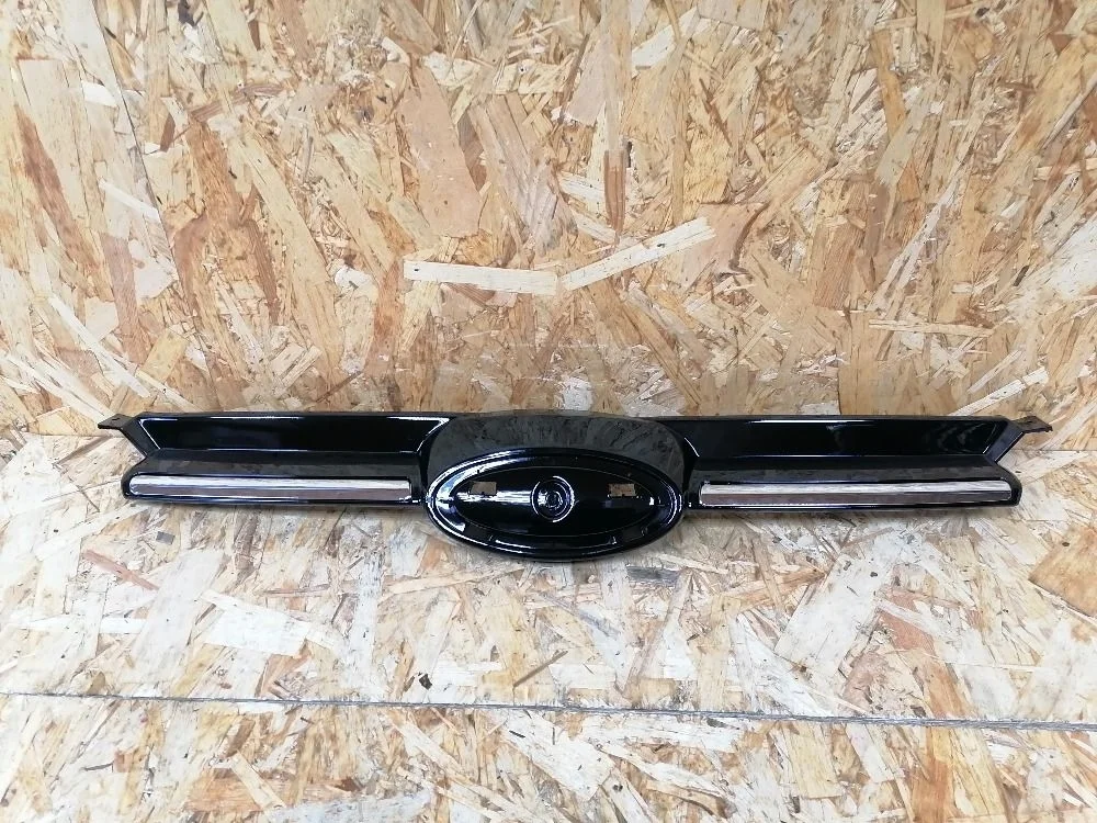 Решетка радиатора Ford Focus III (2011—2015)