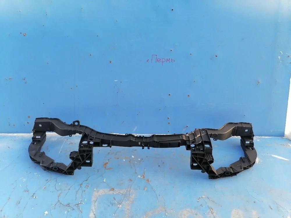 Панель передняя (телевизор) Ford Focus III (2011—2015)