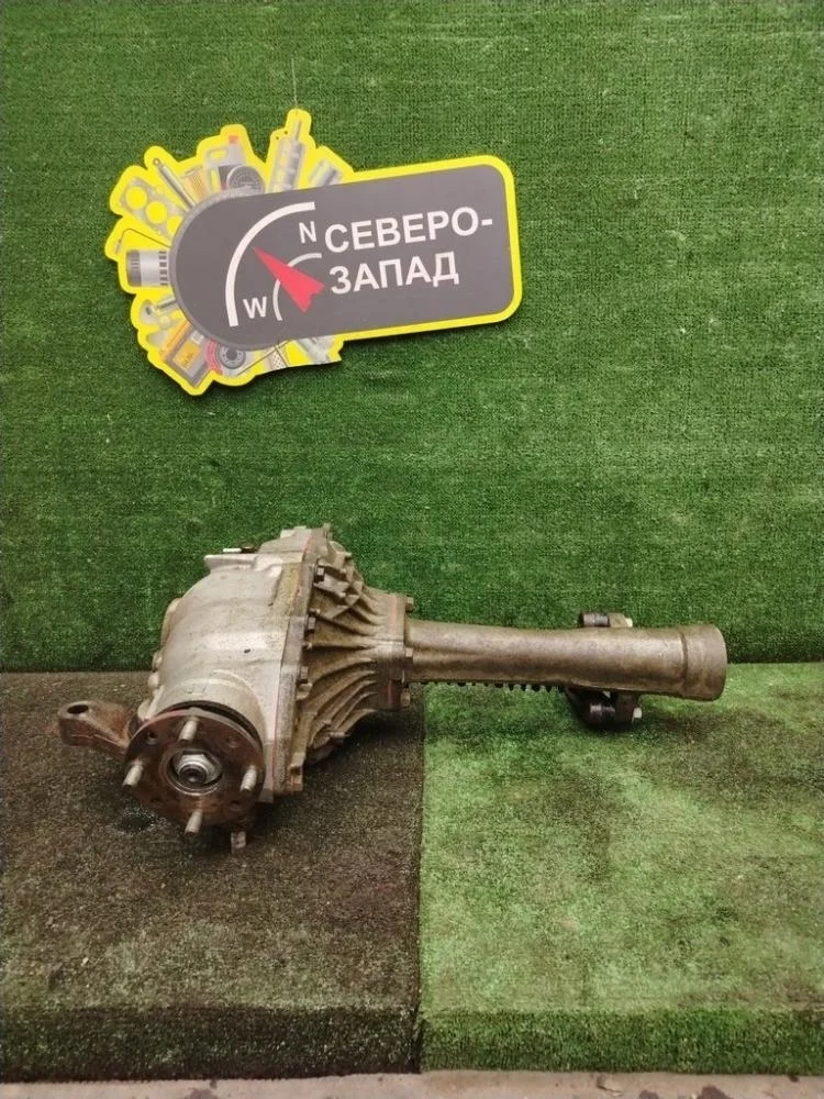Редуктор Lexus LX570 2008 4111060B80 URJ201 3URFE, передний