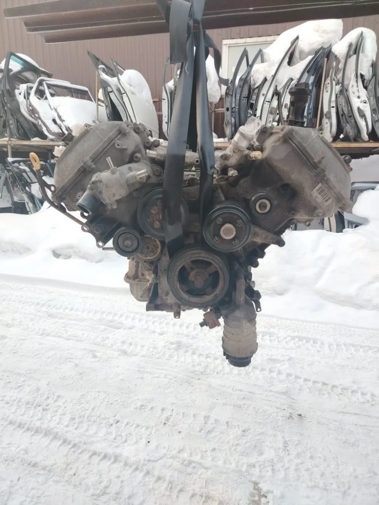 Двигатель Lexus LX570 2008 1900038330 URJ201 3URFE