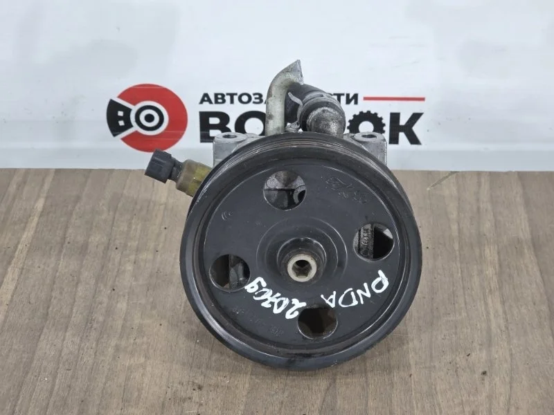 Насос гур FORD FOCUS 2012 BV613A696AB CB8 PNDA