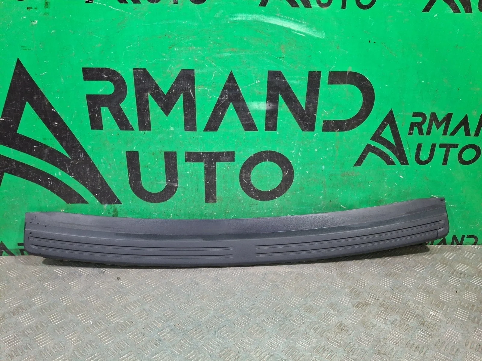 Накладка бампера верхняя Land Rover Freelander 2006-2014