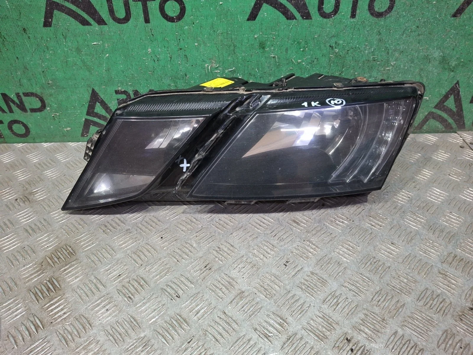 Фара Skoda Octavia 2017-2020 3 A7 (5E)