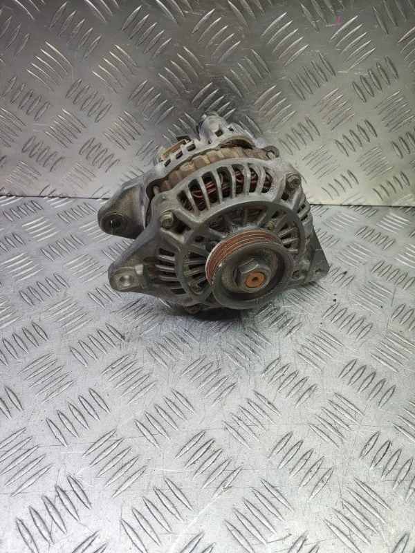Генератор Mitsubishi Lancer MD317862 4G18 4G15 4G13 4G93 4G94