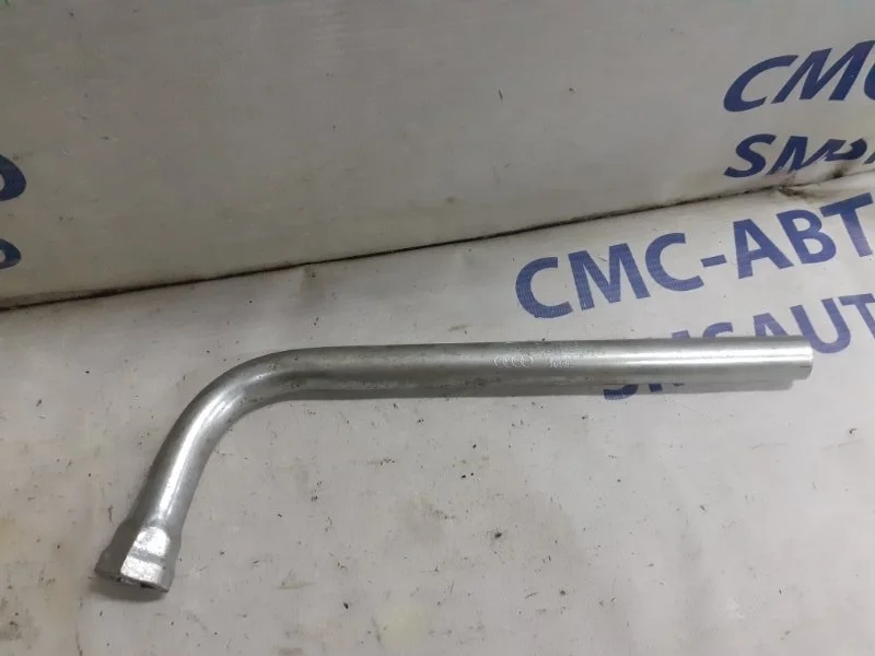 Ключ баллоный Audi A5 8N0012219 8K 2.0T