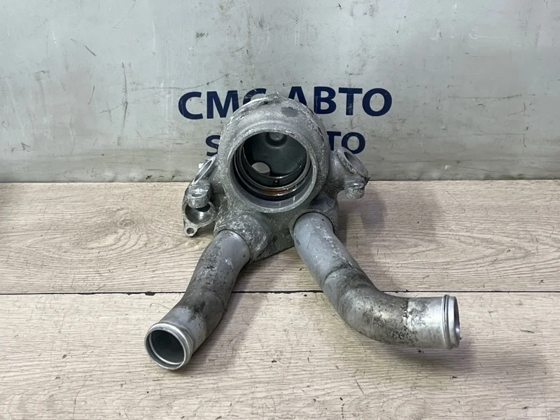 Корпус термостата Porsche Cayenne 2011 94810608002 958 4.8. 4852