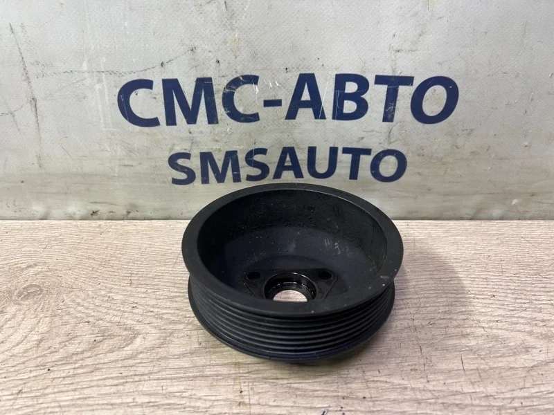 Шкив помпы Porsche Cayenne 2011 94810611000 958 4.8. 4852