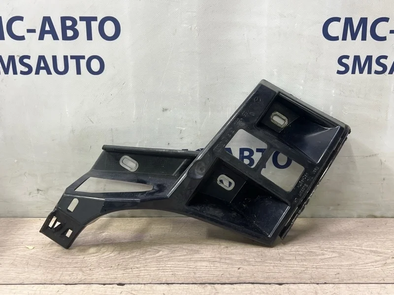 Кронштейн бампера Mercedes-Benz ML 2012 A1668803303 W166 642.826, задний левый