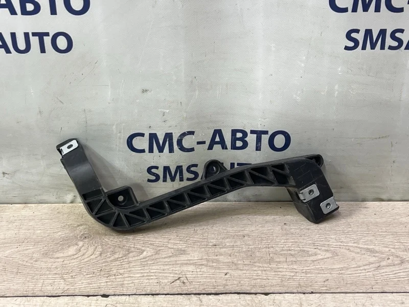 Кронштейн Mercedes-Benz ML 2012 A1666263631 W166 642.826, левый