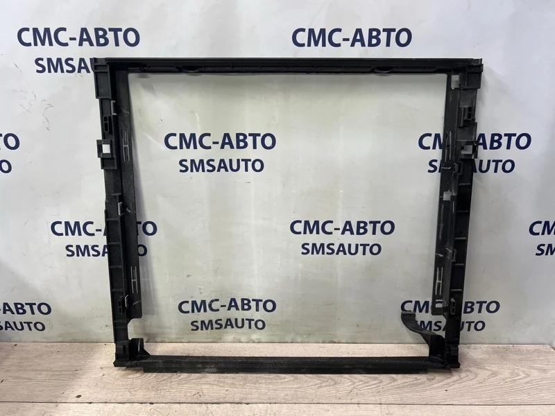 Рамка радиатора Mercedes-Benz ML 2012 A0995040918 W166 642.826