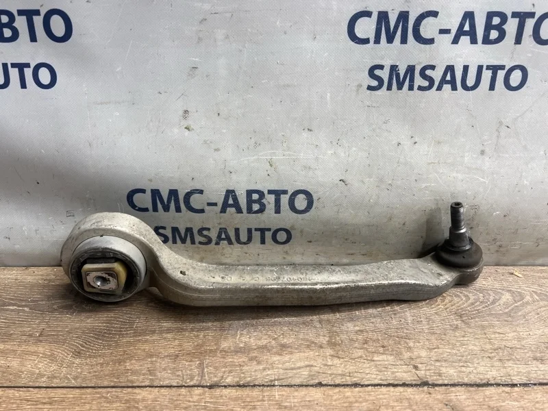 Рычаг нижний Audi A8 4E0407693N D3 4.2 BVJ, передний левый