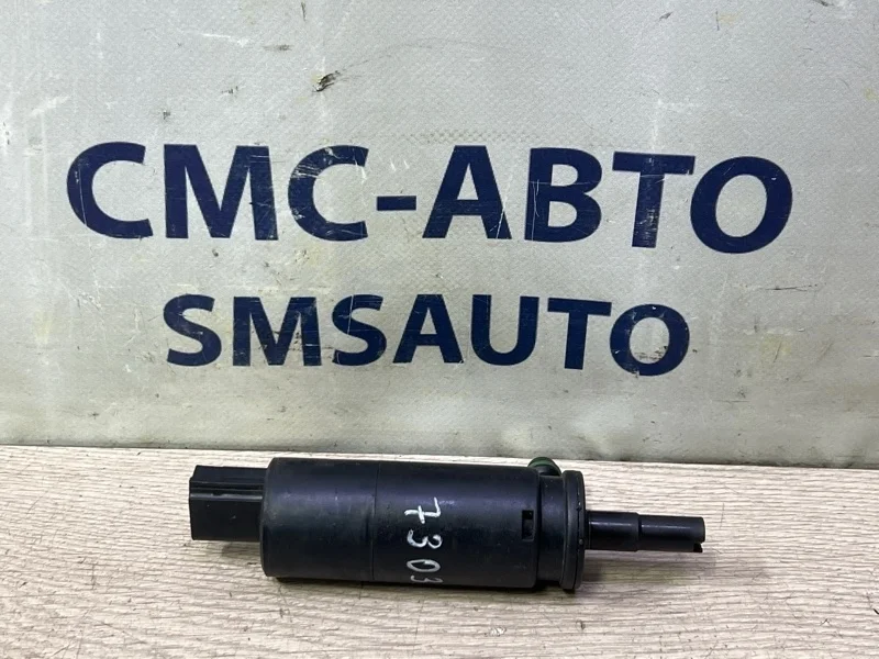 Насос омывателя фар Volkswagen Tiguan 3B7955681 2.0T