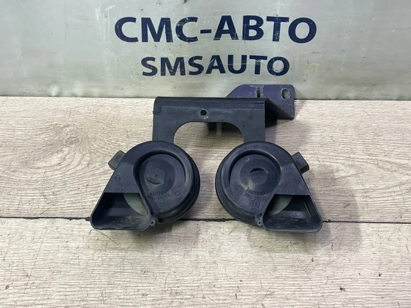 Сигнал звуковой Audi A6 2006 4F0951221A C6 3.2 AUK