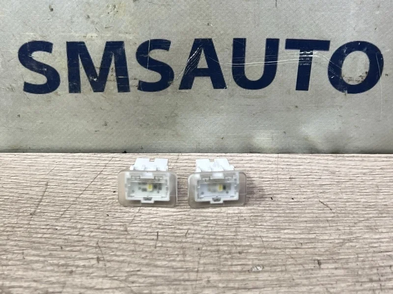 Плафон салона Audi A6 Allroad 2014 4G0919390 C7 3.0 CGW