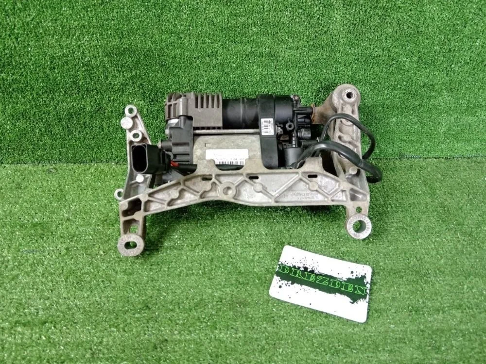 Компрессор пневмоподвески Porsche Cayenne Turbo S 958 (2010—2014)