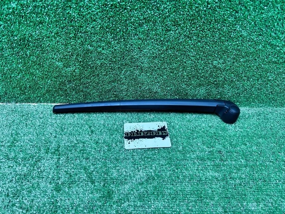 Поводок стеклоочистителя заднего Audi A3 8P рестайлинг 2 (2008—2013)