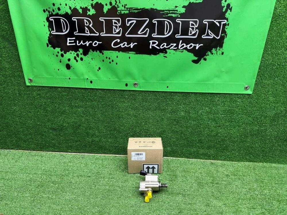 Насос топливный Volkswagen Touareg I рестайлинг (2006—2010)